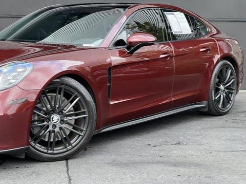 2021 Porsche Panamera 4