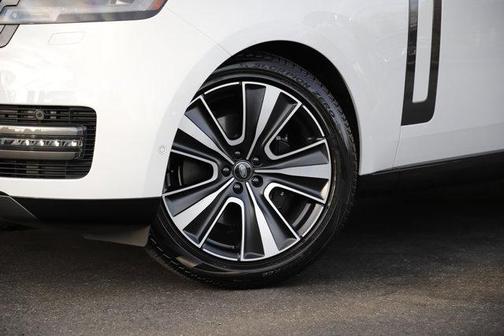 2023 Land Rover Range Rover P400 SE