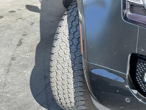 2023 Land Rover Defender 90 X-Dynamic SE