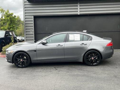 2018 Jaguar XE 30t Prestige
