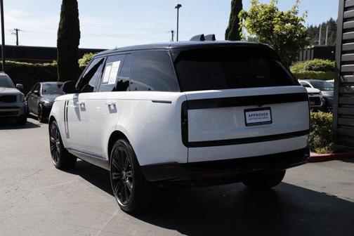 Fuji White 2025 Land Rover Range Rover P530 SE