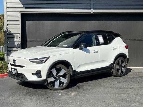 2024 Volvo XC40 Recharge Pure Electric Twin Plus