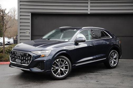 2024 Audi Q8 55 Premium