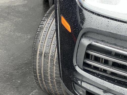 2022 Porsche Cayenne Platinum Edition