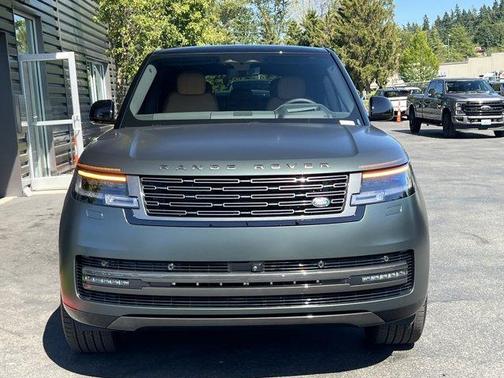 2025 Land Rover Range Rover P400 SE 7 Seat