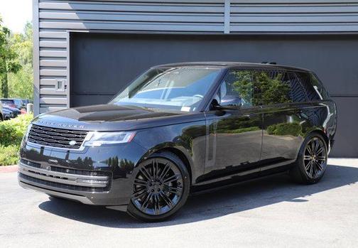 Santorini Black 2026 Land Rover Range Rover P530 SE 7 Seat