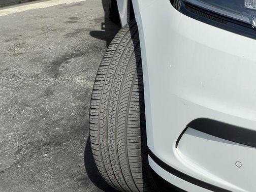 2025 Land Rover Range Rover Velar P250 S