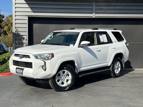 2024 Toyota 4Runner SR5
