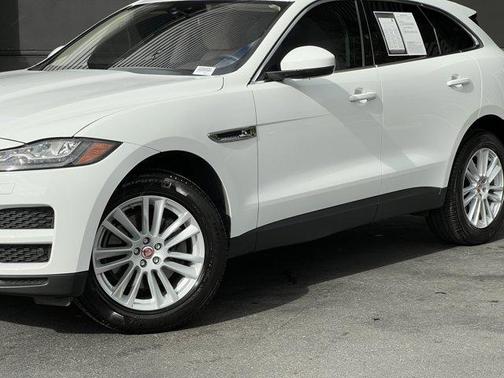 2018 Jaguar F-PACE 35t Prestige