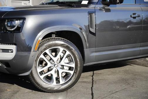 2025 Land Rover Defender P300