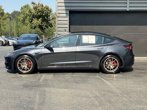 2024 Tesla Model 3 Performance