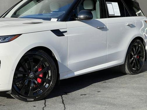 2025 Land Rover Range Rover Sport P400 Dynamic SE