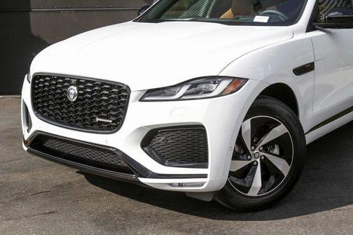2025 Jaguar F-PACE P250 R-Dynamic S