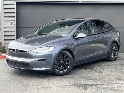 2022 Tesla Model X Base