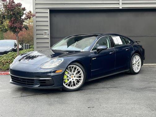 2019 Porsche Panamera 4