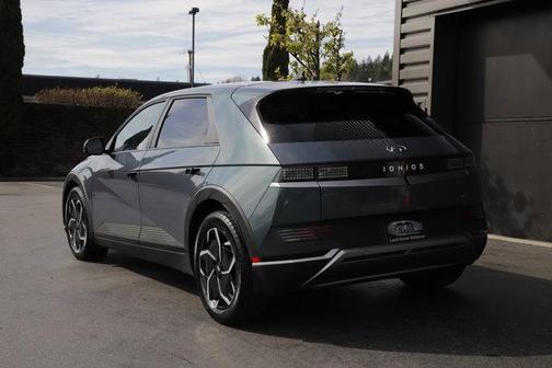 Teal 2024 Hyundai IONIQ 5 SE
