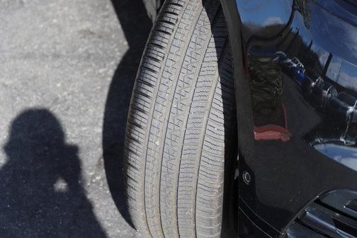 Santorini Black 2026 Land Rover Range Rover Velar P400 Dynamic SE