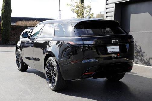 Santorini Black 2026 Land Rover Range Rover Velar P400 Dynamic SE