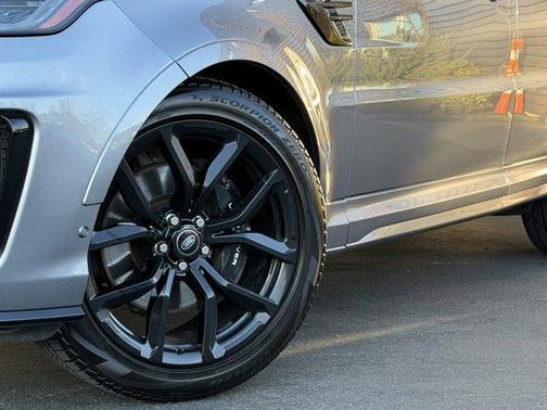 2022 Land Rover Range Rover Sport 5.0L Supercharged SVR