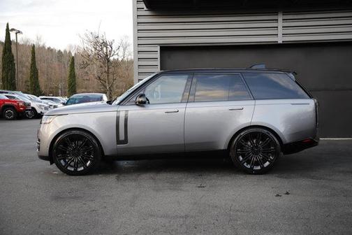 2026 Land Rover Range Rover P400 SE