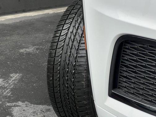 2024 Jaguar E-PACE P250 R-Dynamic SE