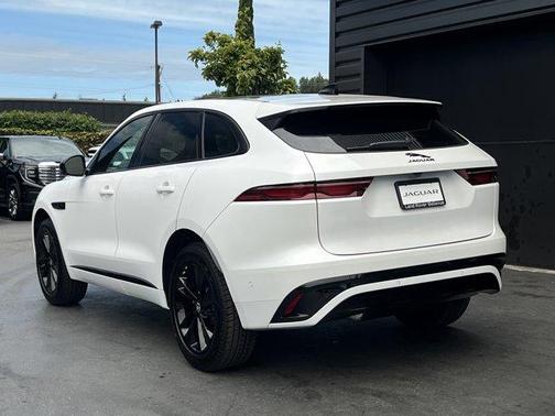 2025 Jaguar F-PACE P250 R-Dynamic S