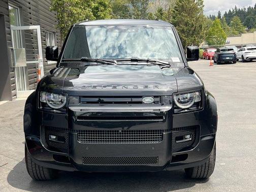 2023 Land Rover Defender 110 X