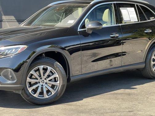 2023 Mercedes-Benz GLC 300 Base 4MATIC