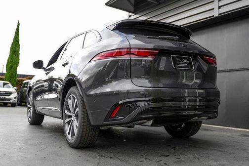 2025 Jaguar F-PACE P250 R-Dynamic S