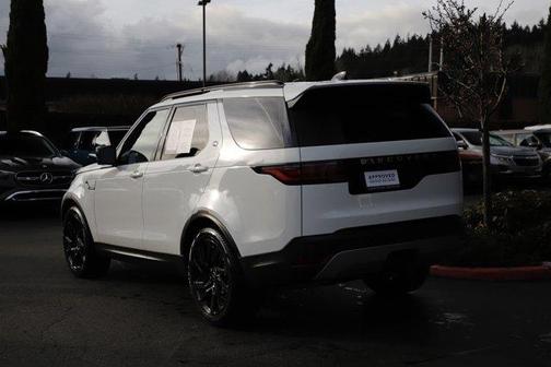 2025 Land Rover Discovery P300 S