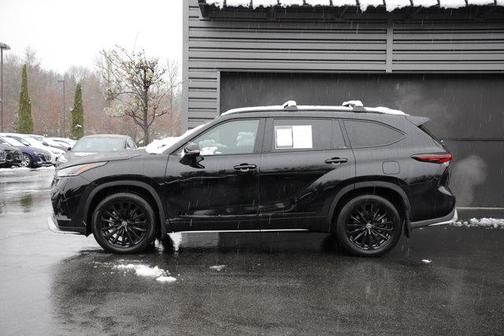 2025 Toyota Highlander XSE