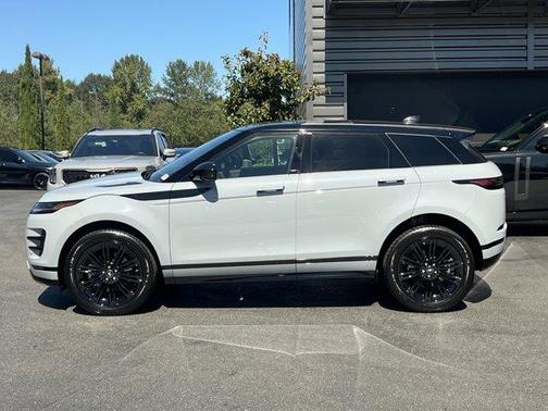 2025 Land Rover Range Rover Evoque Dynamic SE