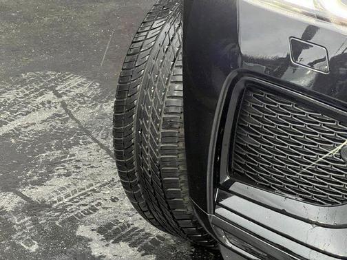 2025 Jaguar F-PACE P400 R-Dynamic S