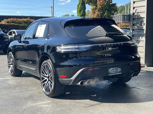 2024 Porsche Macan S