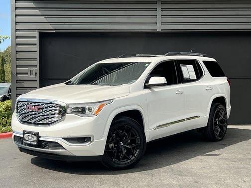 2019 GMC Acadia Denali