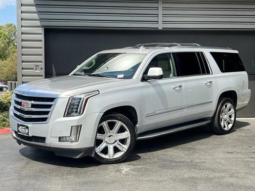 2020 Cadillac Escalade ESV Luxury