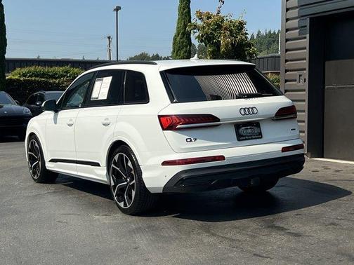 2021 Audi Q7 55 Prestige