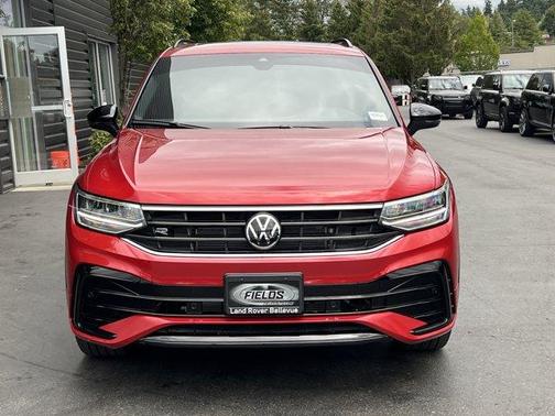 2024 Volkswagen Tiguan 2.0T SE R-Line Black