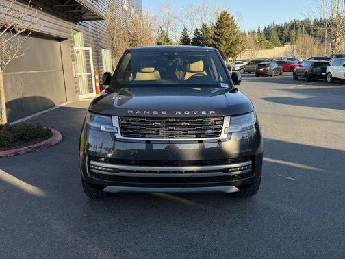 2026 Land Rover Range Rover P530 SE 7 Seat