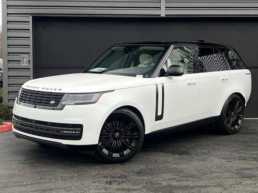 2025 Land Rover Range Rover P530 SE