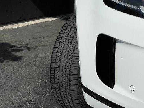 2022 Land Rover Range Rover Evoque SE