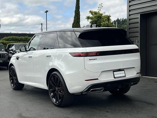 2025 Land Rover Range Rover Sport P400 Dynamic SE