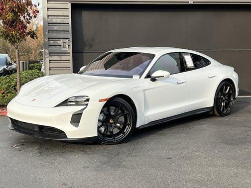 2024 Porsche Taycan GTS