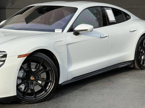 2024 Porsche Taycan GTS