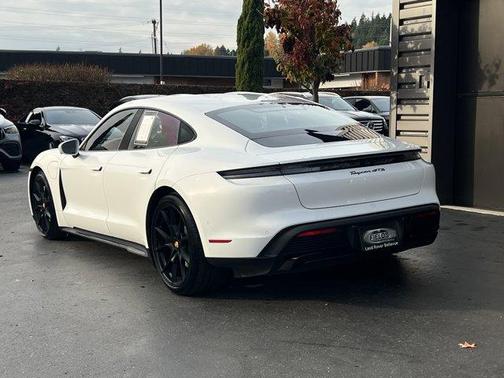 2024 Porsche Taycan GTS