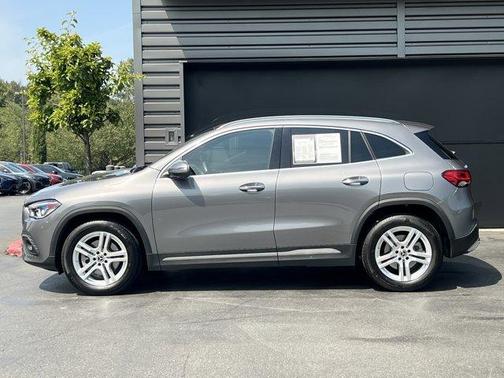 2021 Mercedes-Benz GLA 250 Base 4MATIC