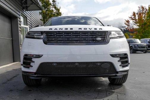 2025 Land Rover Range Rover Velar P250 Dynamic SE