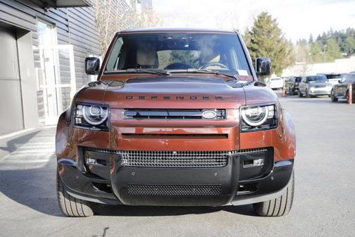 2026 Land Rover Defender P400 X-Dynamic SE