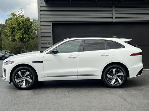 2025 Jaguar F-PACE P250 R-Dynamic S