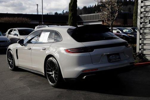 2020 Porsche Panamera 4